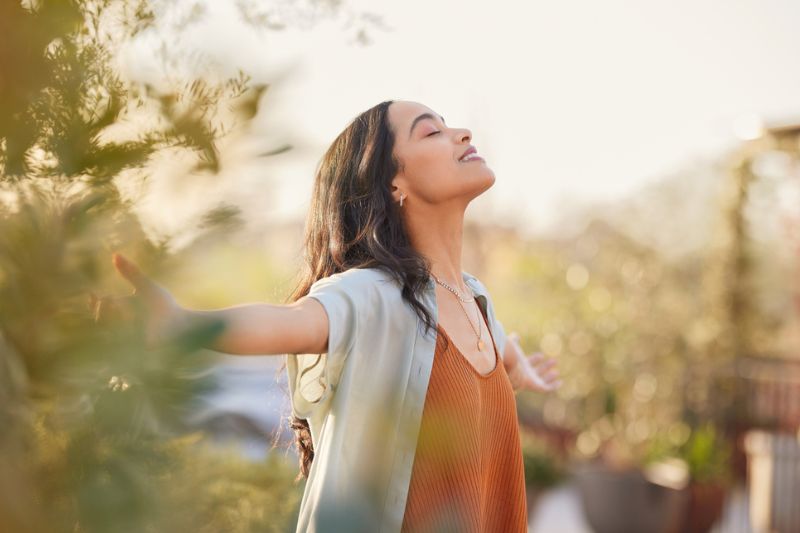 Combining joyful activities with ‘savoring’ therapy shows positive mental health results among young people