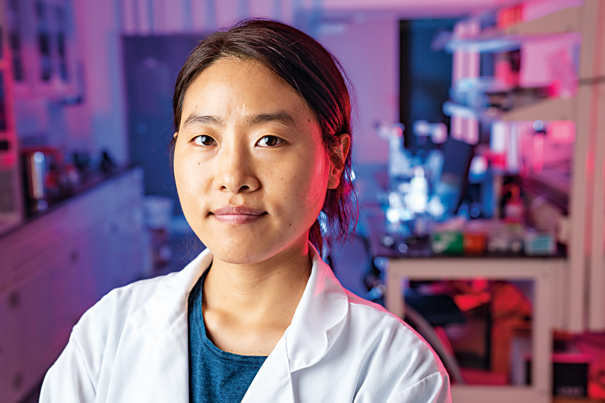 A photo of Khengdauliu Chawang ’24, researcher working on a small, disposable pH detector to monitor food spoilage in real time.